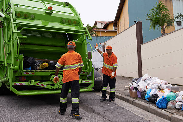 Best Yard Waste Removal  in Middletown, DE